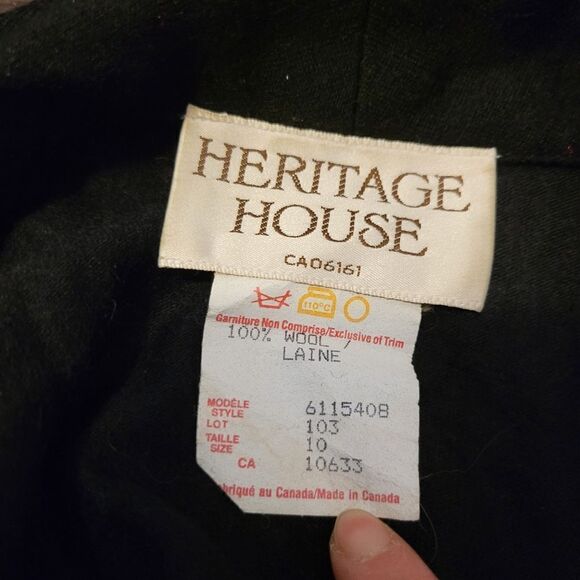 2/$20 Vintage 90s Heritage House 100% Wool black cardigan - Picture 8 of 8